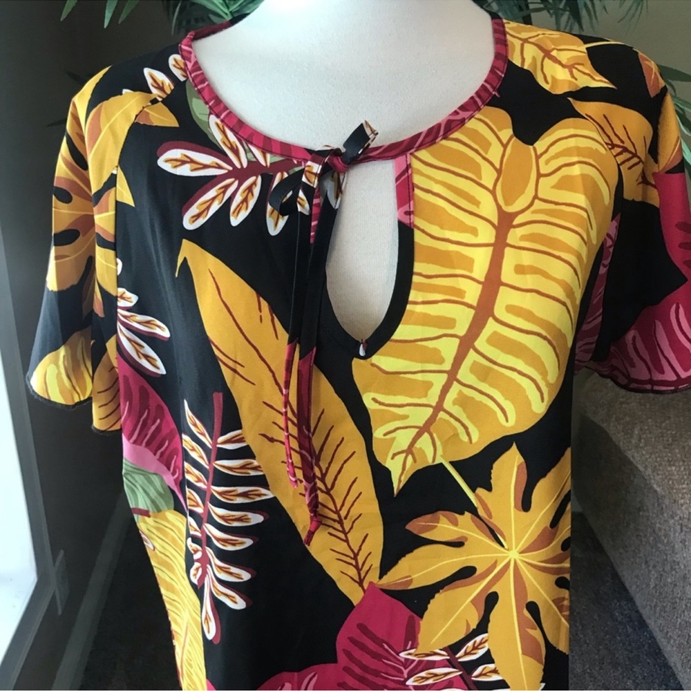 🇺🇸 Emery Rose Tropical Leaf Print Women's Short Sleeve Top, Size 2X